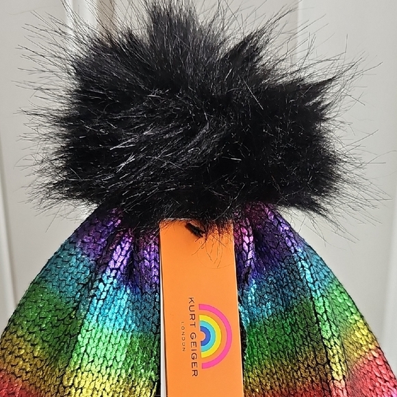 Kurt Geiger Black Knit Hat with Pom Pom NWT - Picture 4 of 6